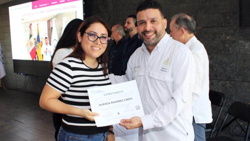 El gobierno de Puerto Vallarta fomenta la profesionalización del Catastro a través de su primer diplomado estatal.