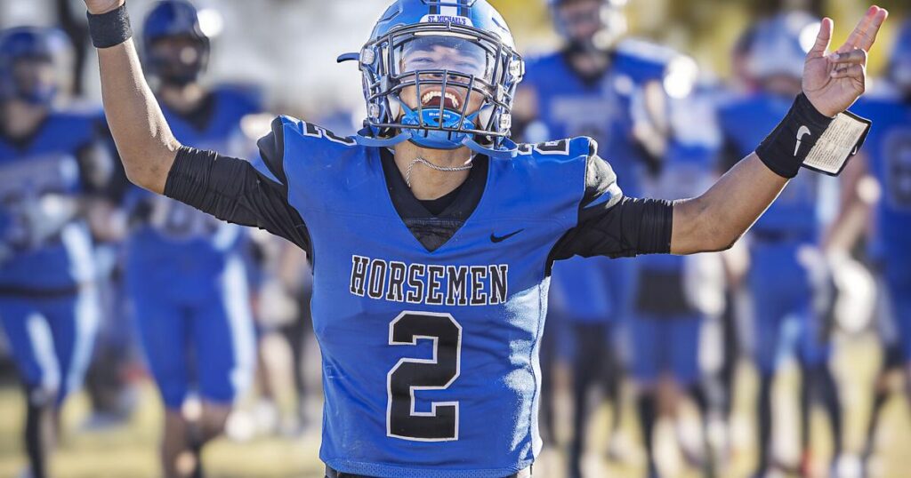 Galería: Los jinetes luchan por un lugar en la final estatal 3A en México