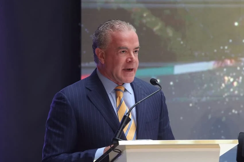 Orden de arresto contra Raúl Rocha, copropietario y presidente de Miss Universo