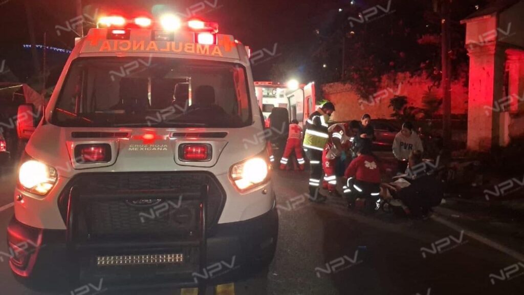 Accidente de motocicleta en Amapas deja a una pareja herida