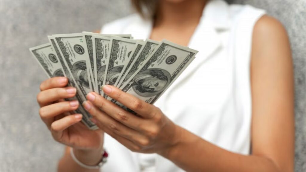 Así cierra el peso frente al dólar este viernes 19 de diciembre antes de las vacaciones.