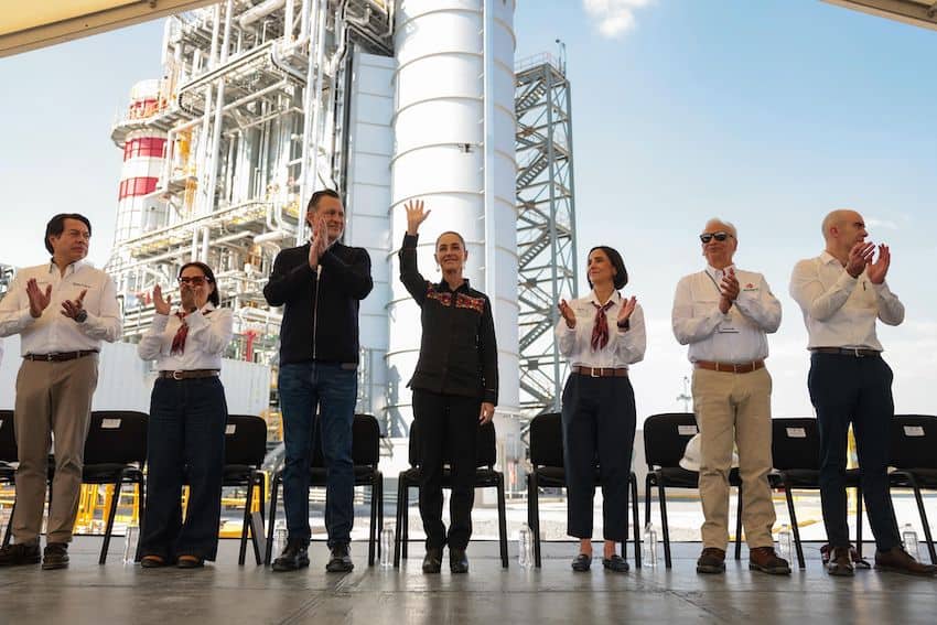 CFE inaugura planta de ciclo combinado de 269 MW en Querétaro para fortalecer la red del Bajío