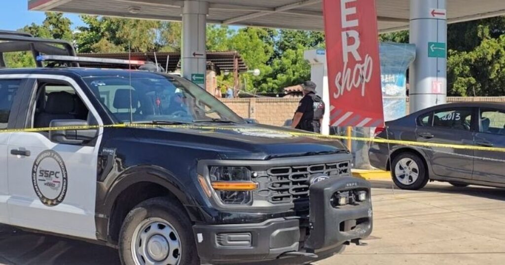 Carlos Emmanuel, la víctima a balazos en un lote de autos en Culiacán
