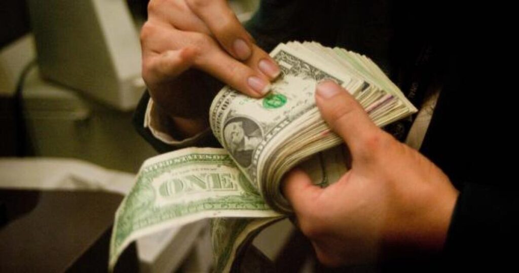 Cotización del dólar frente al peso mexicano: ¿Cuál es el tipo de cambio hoy domingo 28 de diciembre en Sinaloa?