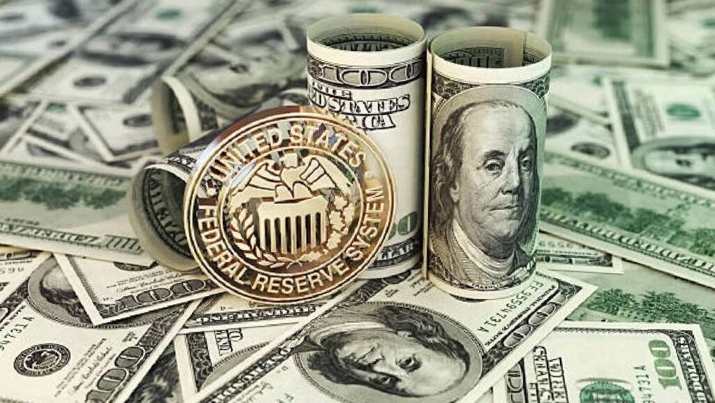 Dólar hoy 17 de diciembre de 2025: el peso se fortalece ante el billete verde en México