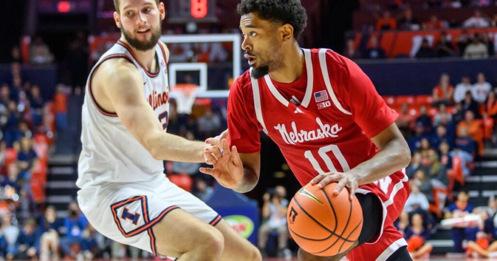 El equipo de fútbol americano de la Universidad de México inicia su mejor temporada y se prepara para el emocionante torneo nacional.