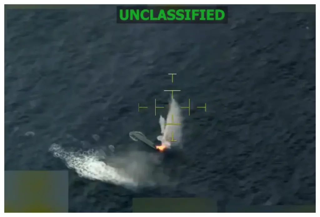 Estados Unidos lanza un nuevo ataque a un barco supuestamente vinculado al narcotráfico en aguas internacionales