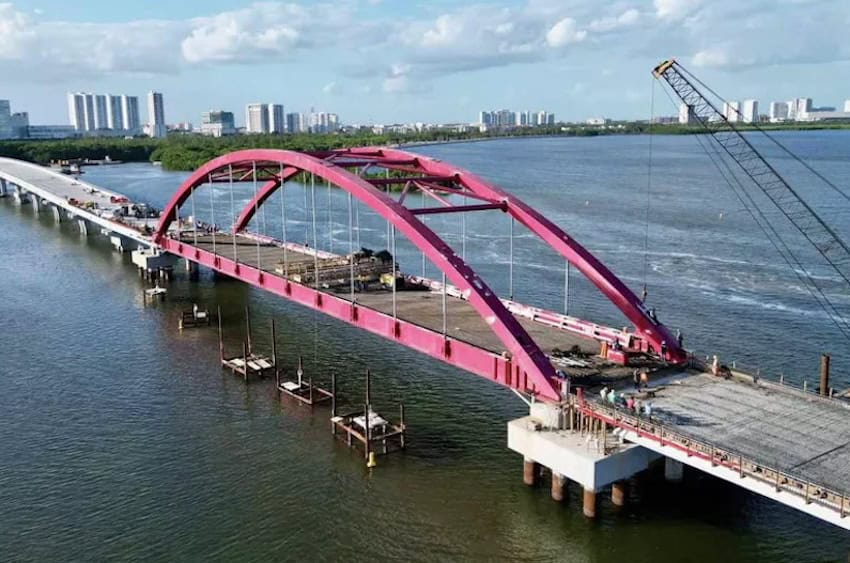 Este mes se inaugura el puente Nichupté de 11.2 kilómetros en Cancún, aseguran las autoridades.