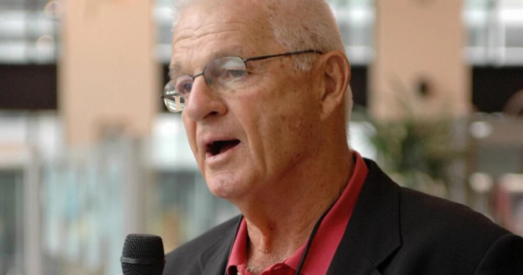 Fallece Paul Wiggin, miembro del Salón de la Fama del Fútbol Americano Universitario y exentrenador, a los 91 años