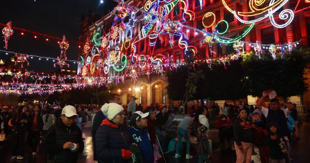 Gran encendido del alumbrado navideño en el Zócalo de la CDMX: ¿cuándo será?