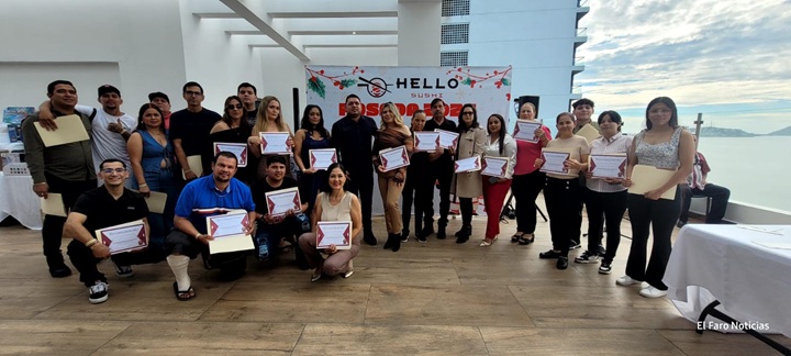 Hello Sushi rinde homenaje a su equipo en una posada repleta de alegría y reconocimiento