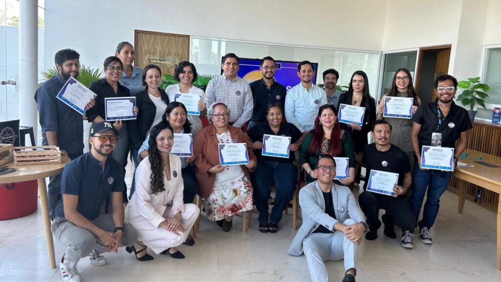 Jóvenes impulsan sus proyectos en la Ruta REDinauta en PV