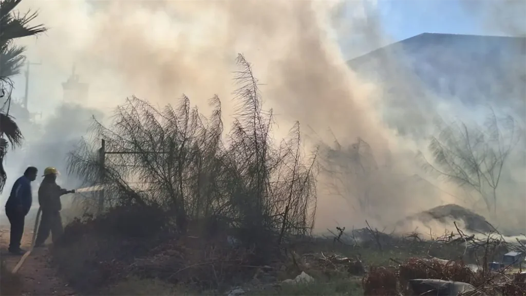 La pirotecnia causó más de 10 incendios en Los Mochis en Nochebuena y Navidad