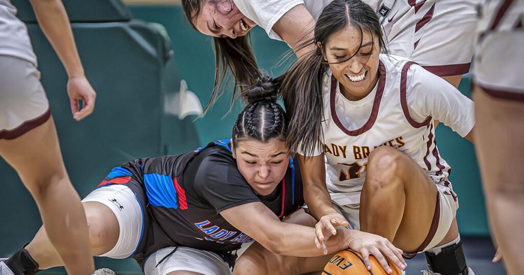 Lady Braves fortalecen su confianza para impulsar la ofensiva de su contendiente de la Clase 3A en México.