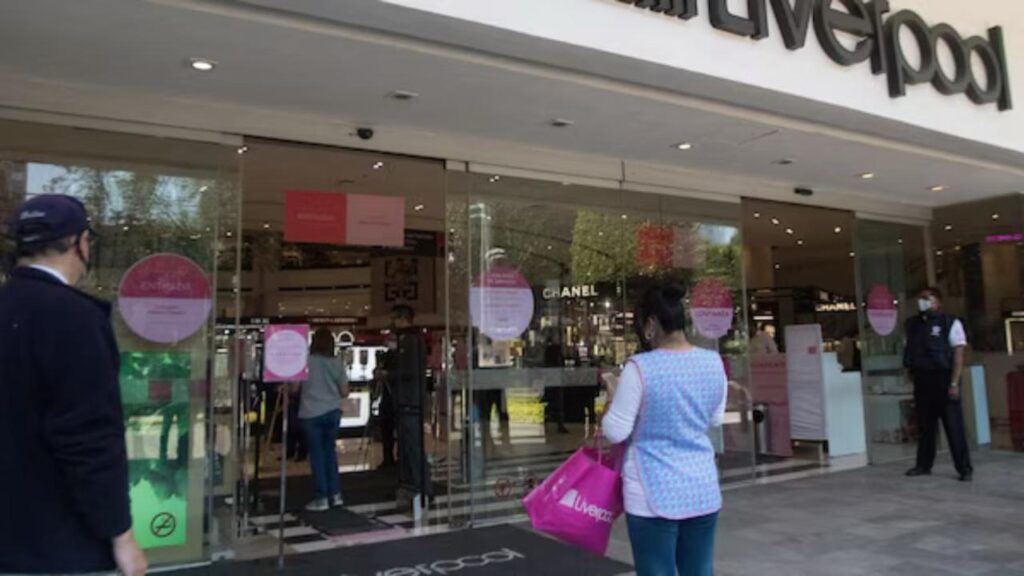 Liverpool y El Palacio de Hierro lanzan sus ofertas de fin de año.