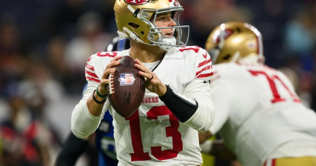 Los Osos y 49ers enfrentan a sus mejores estrategas en un duelo clave de la NFC.