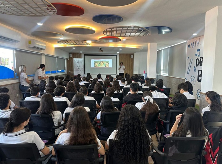 Más de 40,000 personas formadas en 2025 para salvaguardar los derechos de niños y adolescentes