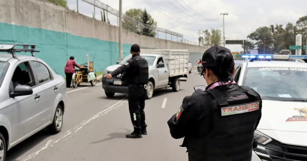 Más de 460 infracciones en Nezahualcóyotl tras el nuevo Reglamento de Tránsito del Estado de México