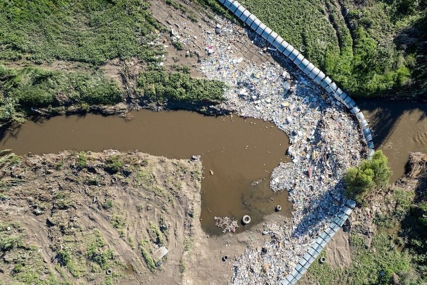 México y EE. UU. firman acuerdo para abordar la crisis de aguas residuales tóxicas en Tijuana y San Diego.