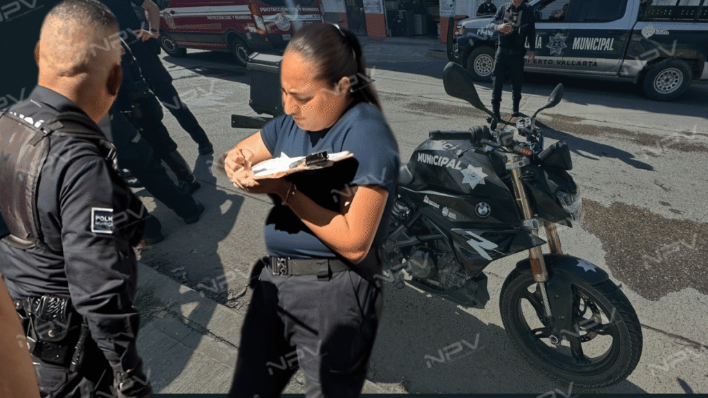 Motopatrulla pierde control y derrapa en la colonia La Vena