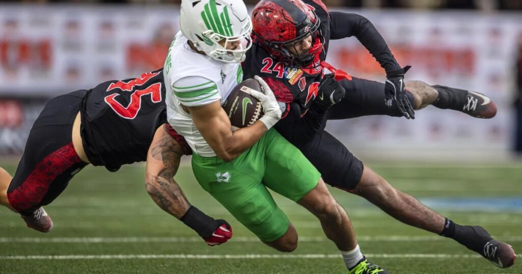 North Texas se impone a San Diego State 49-47 en un emocionante Tazón de Nuevo México