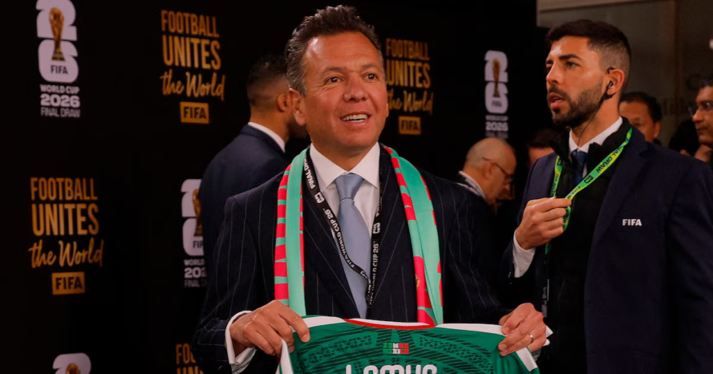 Pablo Lemus y Gianni Infantino se encuentran en el sorteo del Mundial 2026: “Un verdadero privilegio”