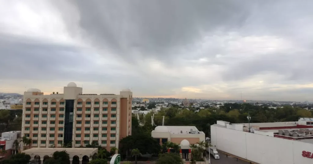 Pronóstico del clima en Sinaloa: Lluvias aisladas previstas para este lunes 1 de diciembre