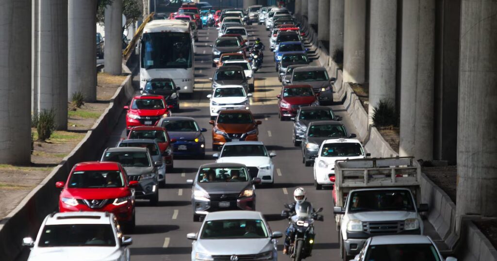 Restablecen la circulación en circuito Estadio Azteca y Calz. de Tlalpan tras bloqueos, manifestaciones y accidentes en CDMX y Edomex
