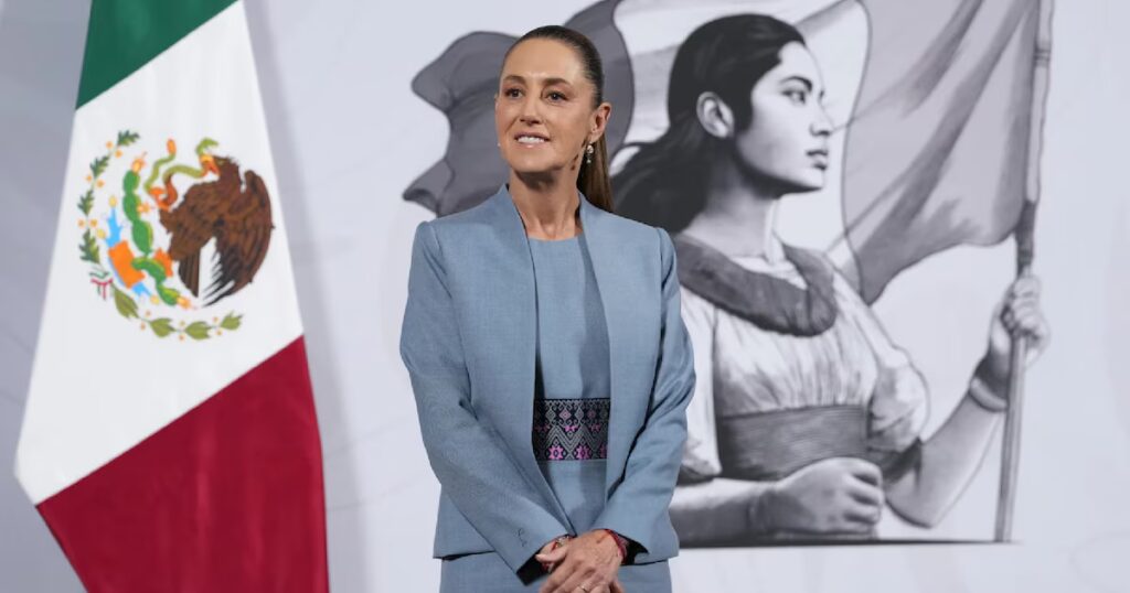 Resumen de 'La Mañanera' del 4 de diciembre: Ley de Aguas, turismo de Fin de Año y trenes en México