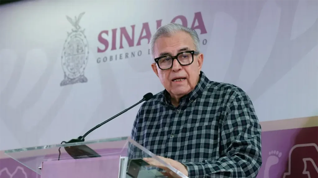 Rocha Moya desea un próspero 2026 a los sinaloenses y pide no disparar al aire ni usar "cuetes"