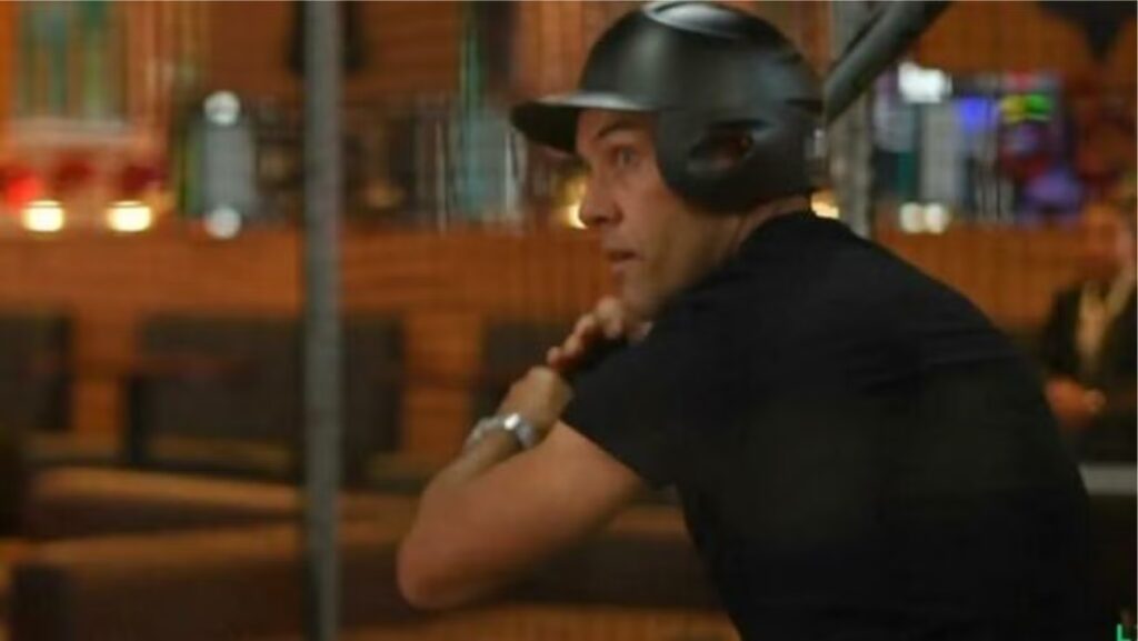 Ruso Zamogilny 'demuestra' lo sencillo que es el béisbol en jaulas de bateo en México