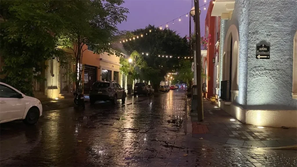 Se esperan lluvias en Sinaloa esta noche y en la madrugada del lunes.