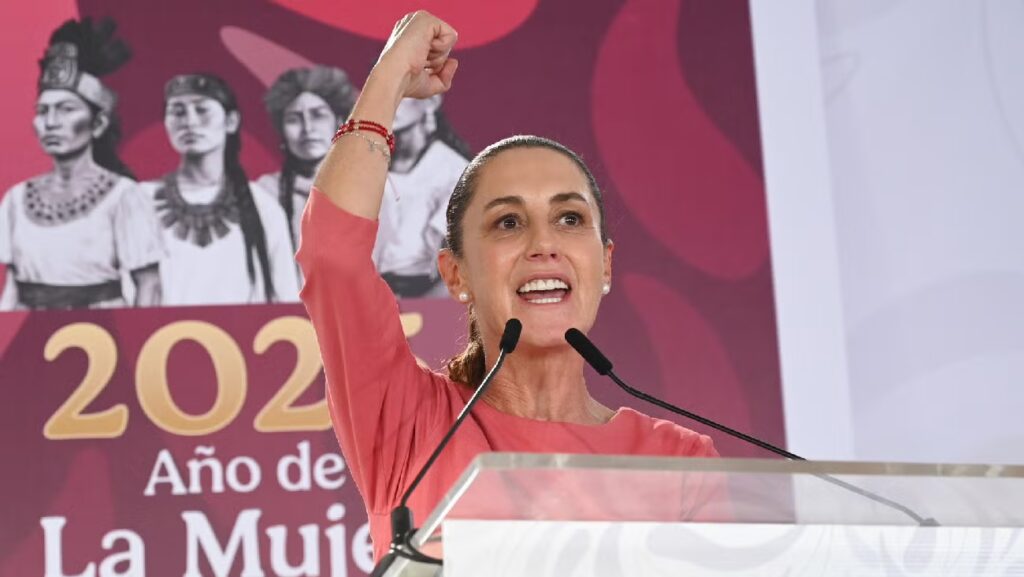 Sheinbaum se posiciona entre las 5 mujeres más poderosas del mundo en 2025