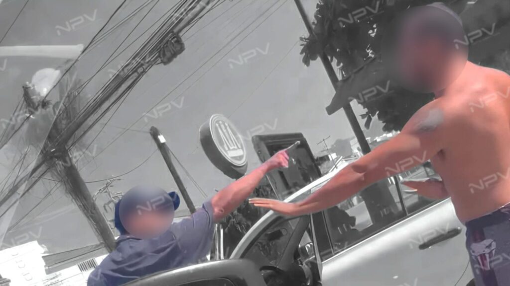 Taxista agrede a turista tras pequeño accidente de tráfico en Puerto Vallarta (Video)