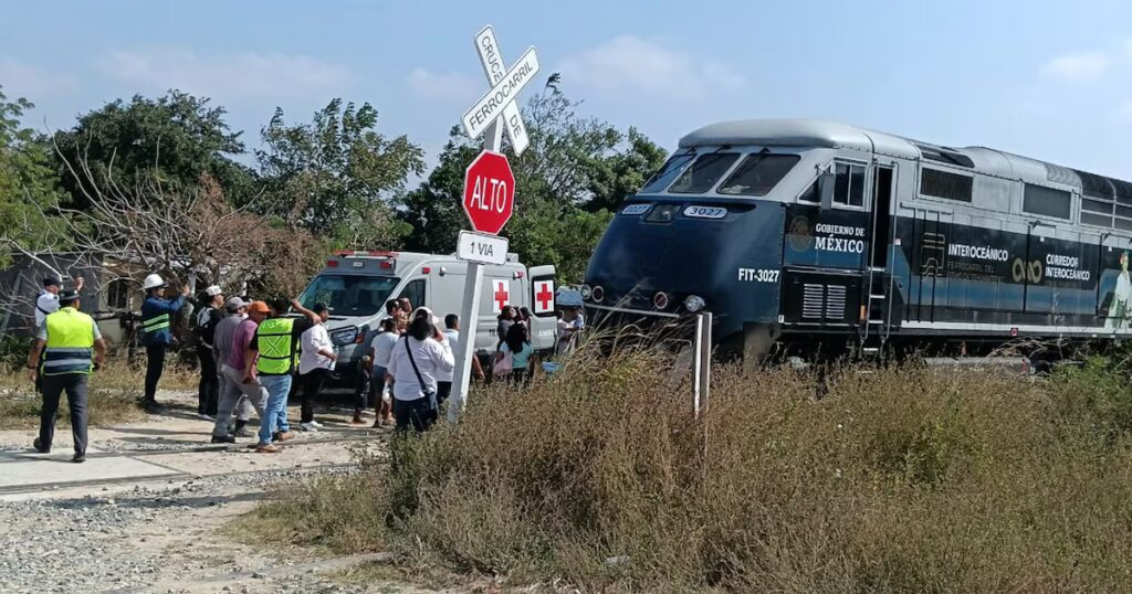 Tren Interoceánico en Oaxaca: Zoé Robledo informa sobre 15 hospitalizados tras el descarrilamiento en vivo
