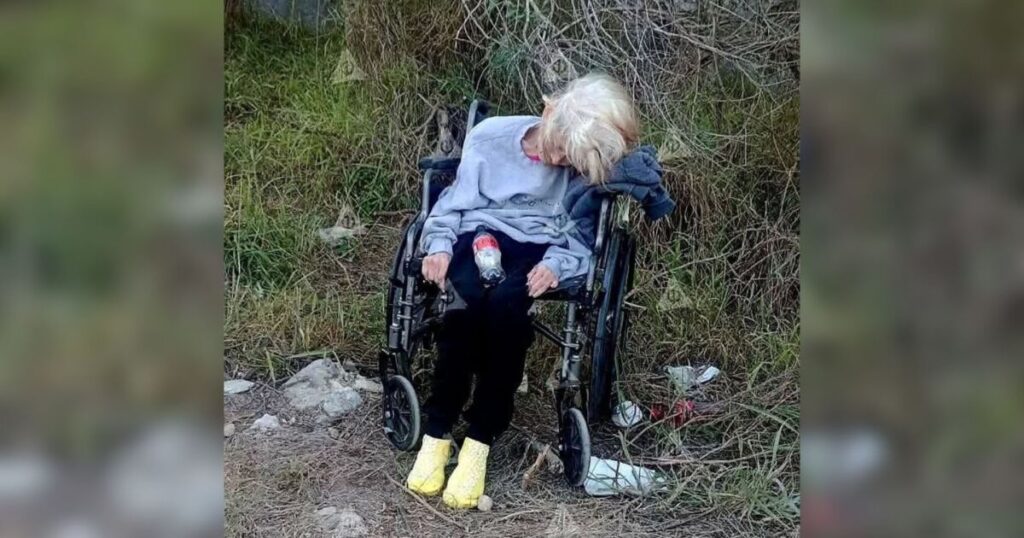 ¡Abandonan a una anciana en silla de ruedas en una carretera de Matamoros!
