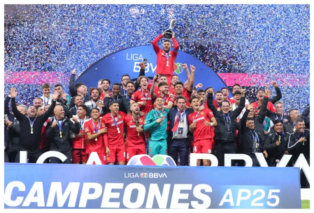 ¡Emocionante final! Toluca se lleva el título de bicampeón en el Apertura 2025 del fútbol mexicano