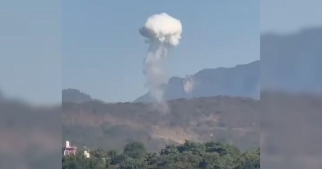 ¡Nuevos enfrentamientos en Escuinapa: balaceras y explosiones sacuden la localidad!