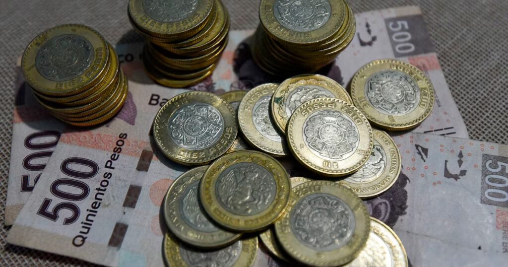 ¿Quiénes son los pensionados que obtendrán hasta tres pagos en enero de 2026?