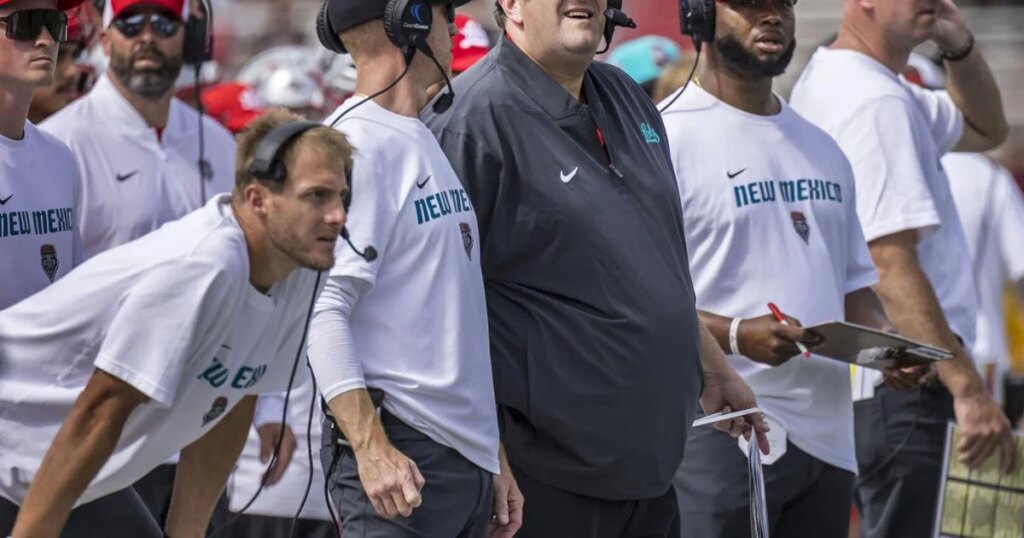 ‘La marca destacada en el nuevo futuro del fútbol americano universitario: Eck y Lovo tienen grandes expectativas para el equipo de los Lobos’