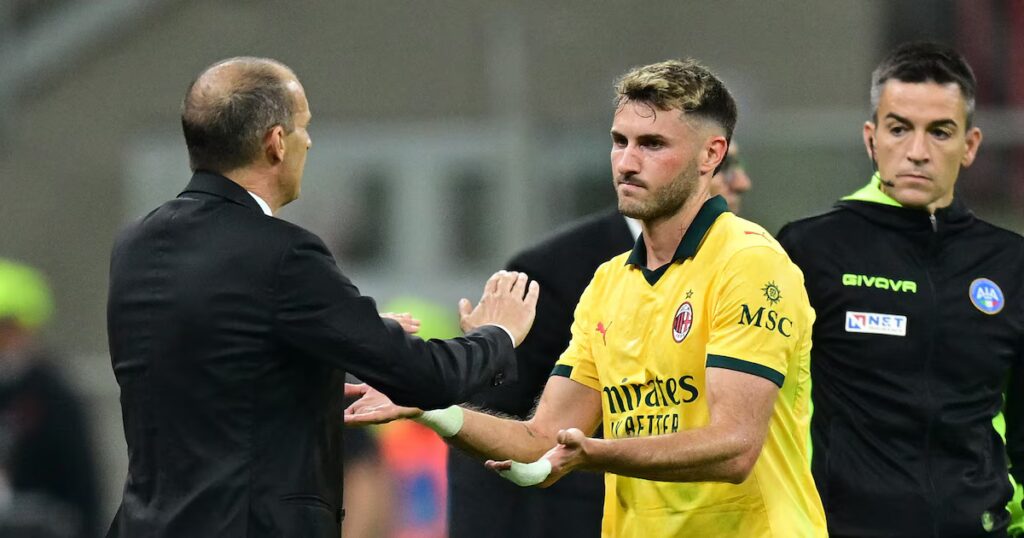 El DT del Milán comenta sobre el futuro de Santi Giménez: “tendrá una baja de 3 a 4 meses”
