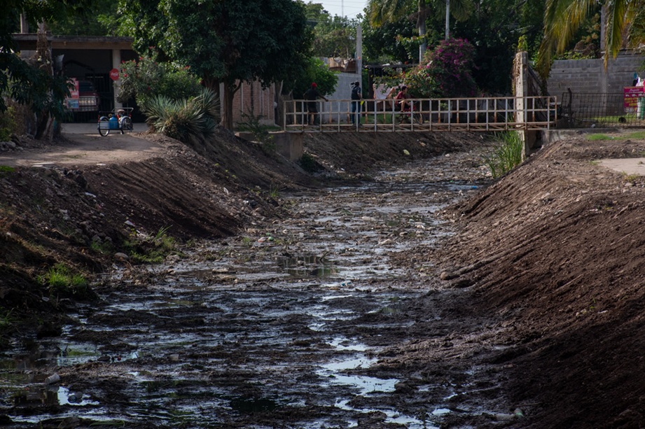 Fortalecen la limpieza de ríos y canales en Culiacán antes del inicio de la temporada de lluvias