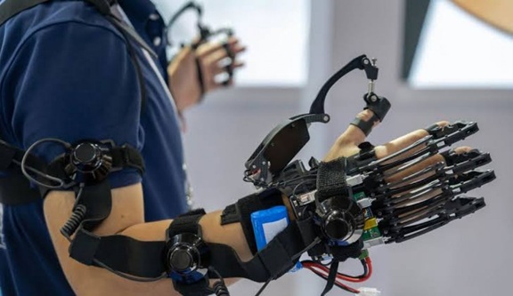 La UAS fomenta la adopción de tecnología y modalidad híbrida para aumentar su matrícula.