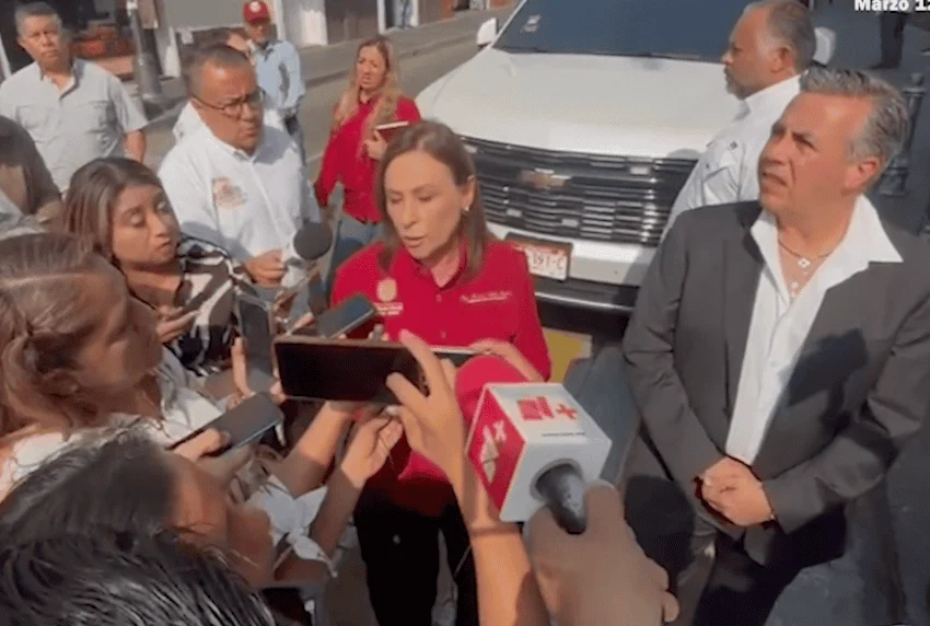 El gobernador de Veracruz culpa a un barco privado por el derrame de petróleo de 200 kilómetros en la costa del Golfo