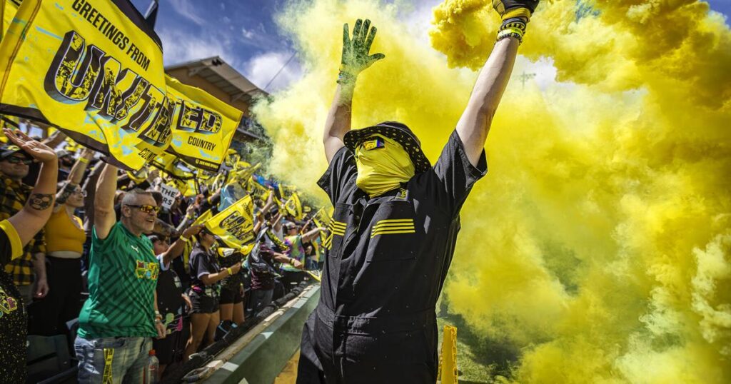 Los United logran su primera victoria de la temporada al vencer 3-2 a los Switchbacks.