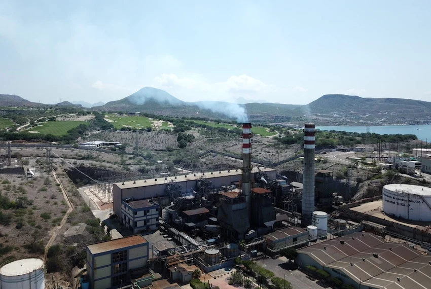 Multan a 2 plantas de CFE por contaminación en la zona de La Paz