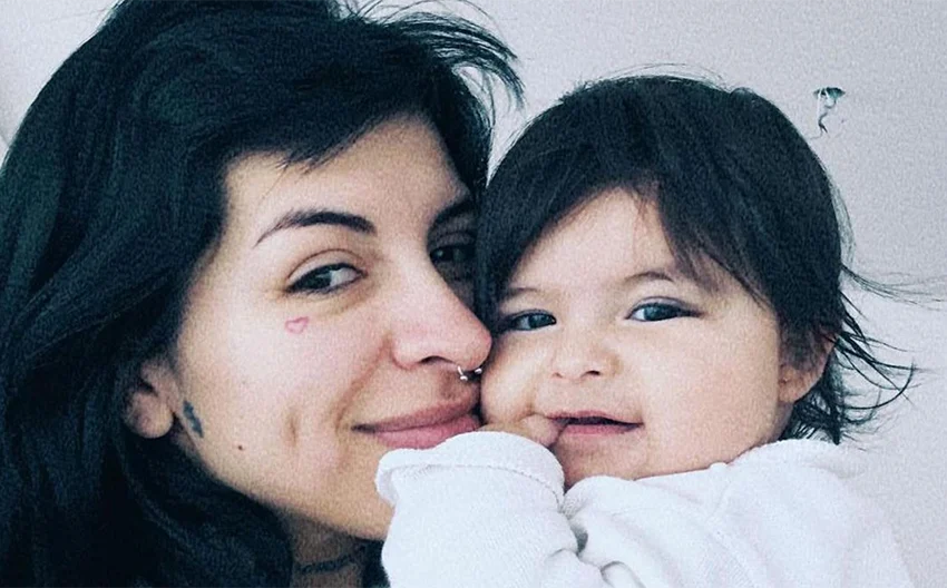 De la batalla legal de las celebridades al Congreso: La Ley Cazzu busca evitar que padres ausentes bloqueen los viajes de sus hijos