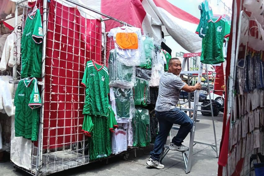 Informe de Deloitte: Los beneficios económicos de México por albergar la Copa Mundial podrían alcanzar los 2,25 mil millones de dólares.