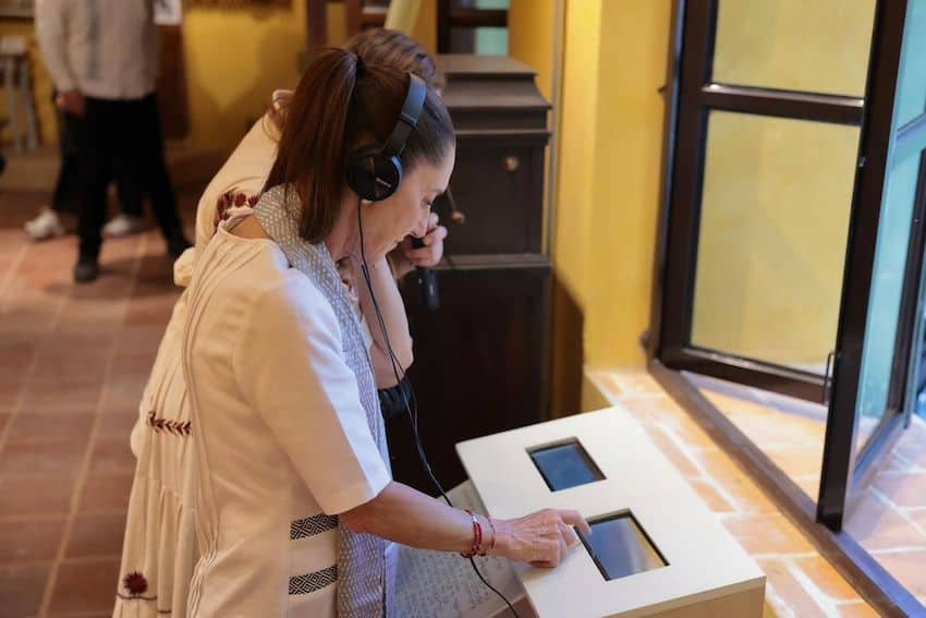 Resumen semanal de México: La reforma electoral se convierte en ley y un nuevo canciller asume el cargo.